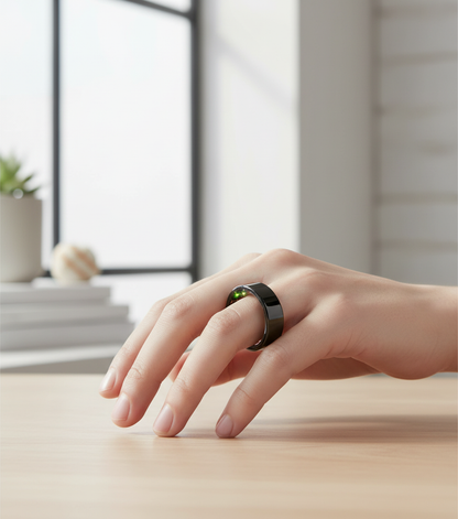 Anillo inteligente en mano